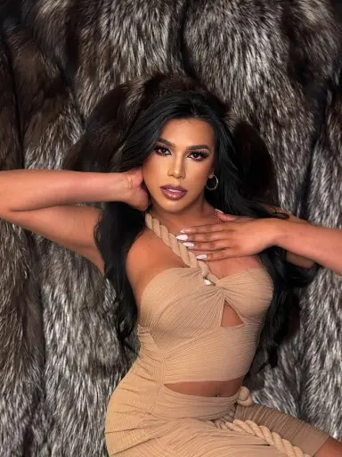 Yasmin, photo 2