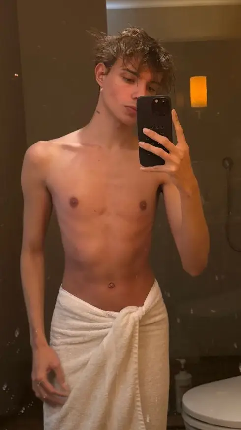 Bruno, escort in Bur Dubai
