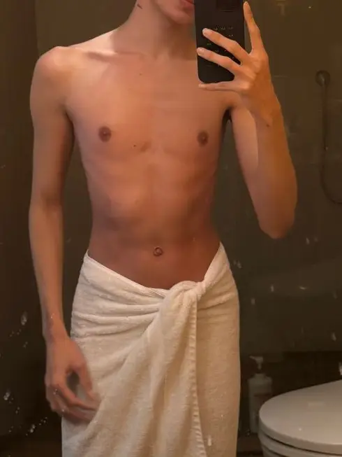 Bruno, male escort in Bur Dubai