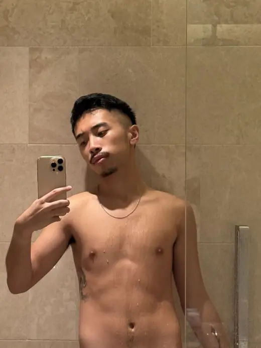 Minho, male escort in JBR