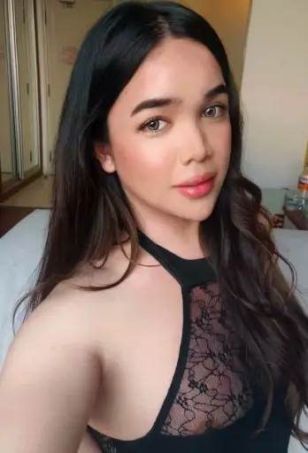 Bella, escort in Palm Jumeirah